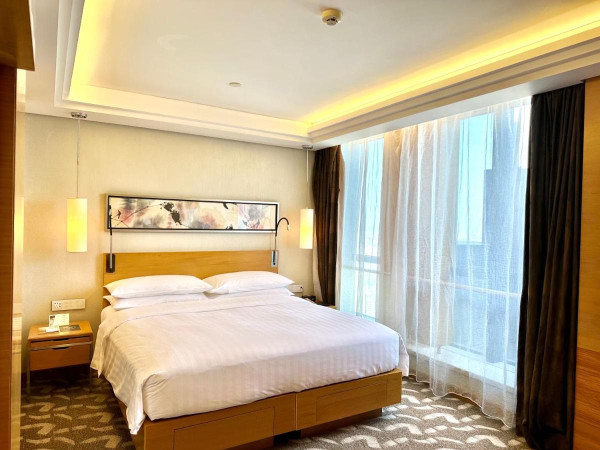 Swissotel Foshan, Guangdong - Free Shuttle To Canton Fair Extérieur photo