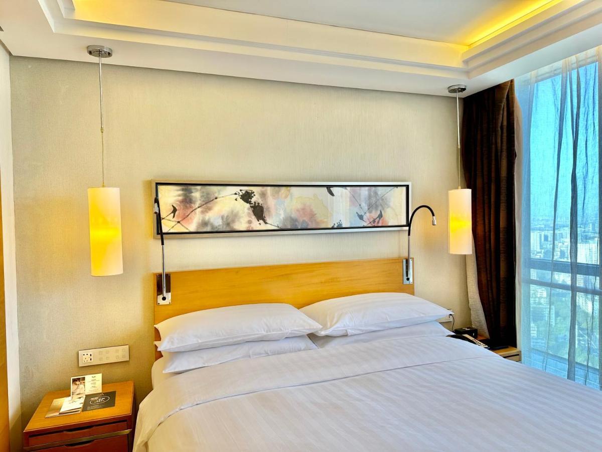Swissotel Foshan, Guangdong - Free Shuttle To Canton Fair Extérieur photo